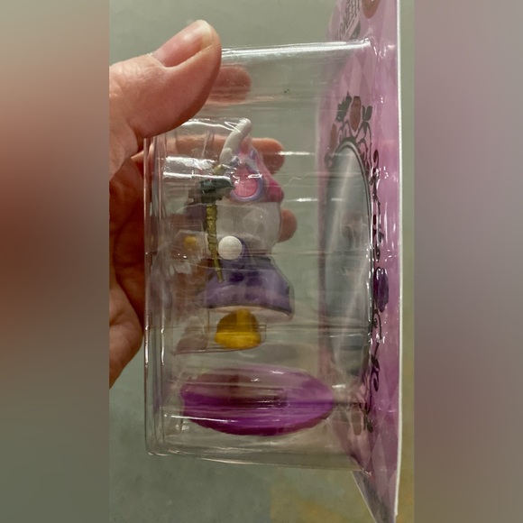 Sanrio Pekkle Duck figure - Kuji (lottery) prize from Japan. Rare & hard to find - Picture 2 of 4